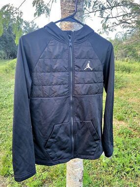 Jordan Therma-FIT black jacket Boys Size 12-13Y Athletic Jacket